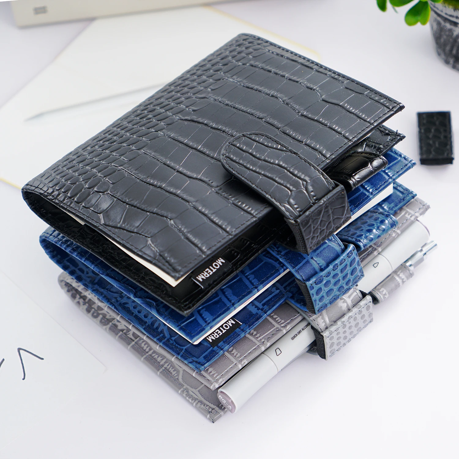 Moterm Leather Penloop Elastic - Vintage Leather Journal Notebook 评论和价格